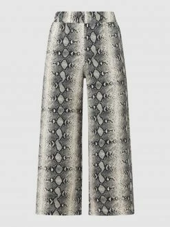 REVIEW Culotte Mit Schlangenmuster - Offwhite 8 REVIEW Culotte Mit Schlangenmuster - Offwhite -Js Sophie-Shop 7114ujqc70oj2iqi9splahqk90r50l296p1j8jqf9d838c268534qh2ha13kih286d44aipi70p4ul1p9d3j2cr260sjcdpl64qj0c9kc4r68o9pccsj6cb46dhmacj56or32e0